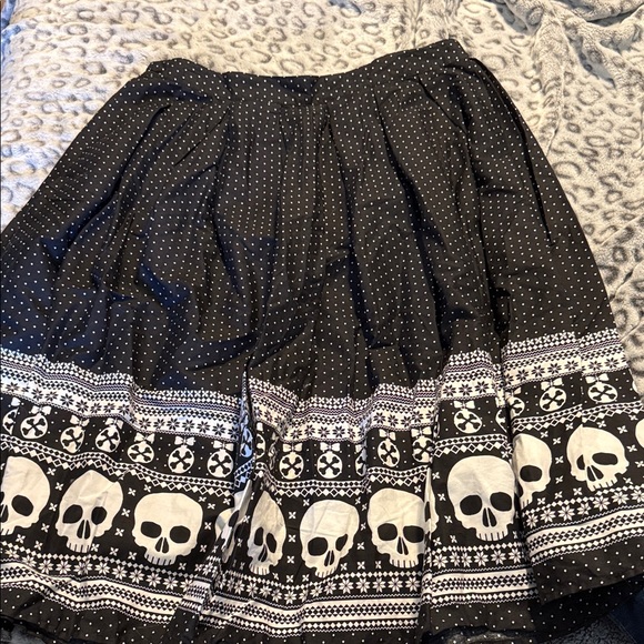 Hell Bunny Holiday Circle Skirt - Picture 1 of 2